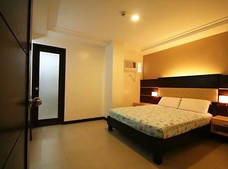 Olongapo Travel Lodge Exteriér fotografie